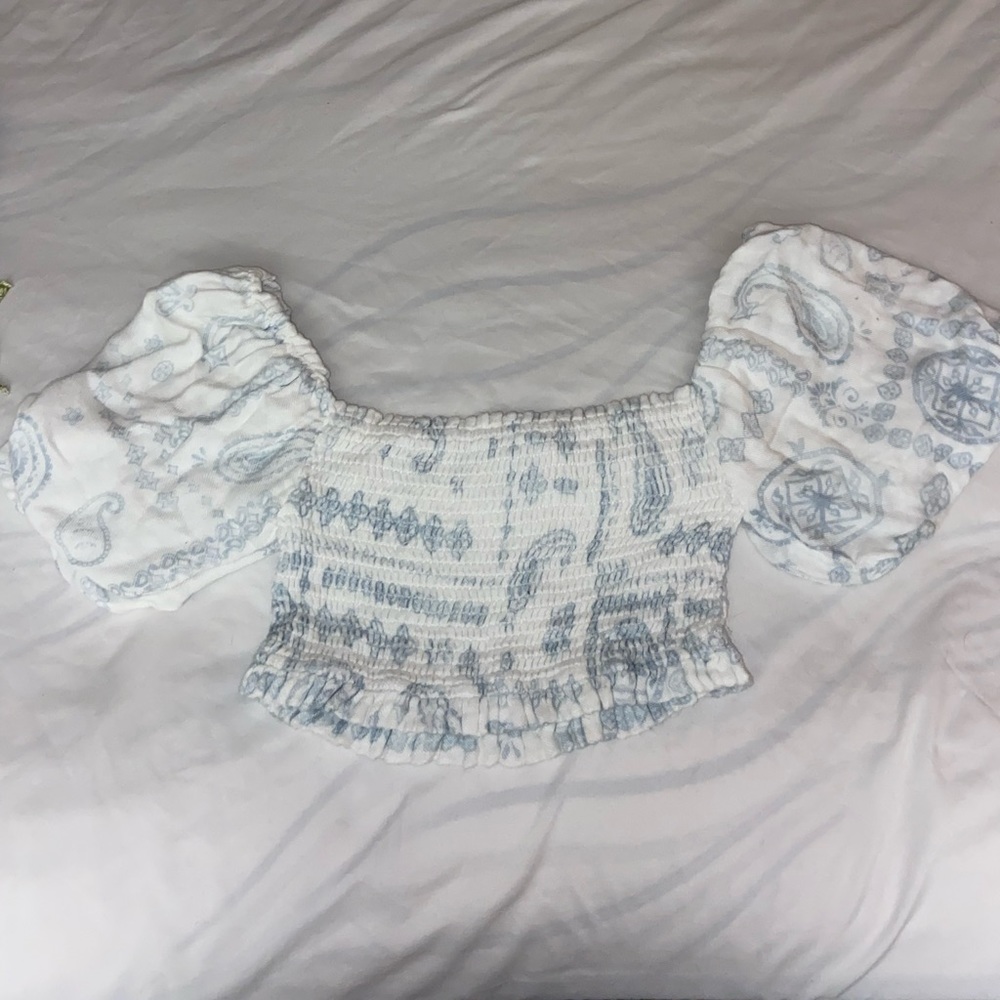 Crop top